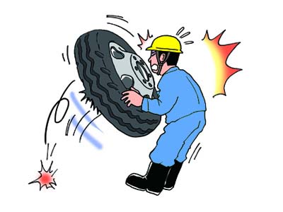 タイヤに空気を充填し移動させたときに破裂し激突される