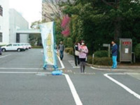 朝の立哨