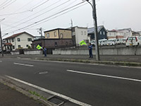 交通安全旗振り