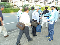 安全ビラ配布