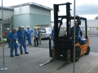 フォークリフト運転技能講習の実施