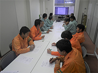 安全会議の写真