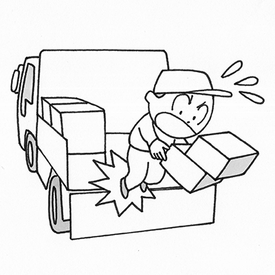 荷降ろし作業中、バランスを崩し荷台の上で転倒しそうになった