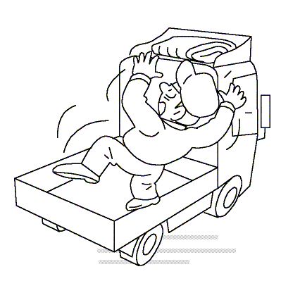 運転席の上の荷台から足を滑らせ、転落しそうになった